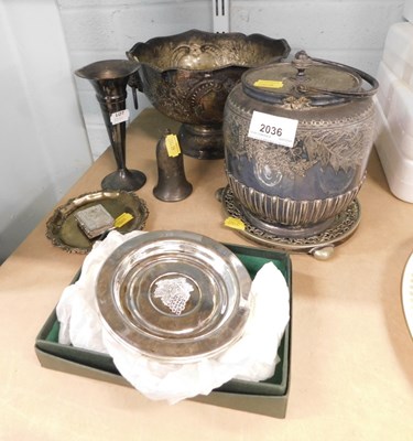 Lot 2036 - Plated wares, to include biscuit barrel, rose...