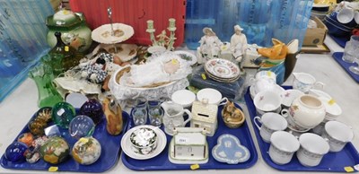 Lot 2041 - Ceramics, to include saddler ginger jar,...