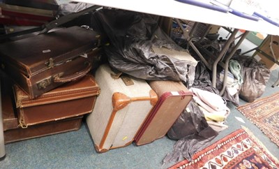 Lot 2051 - A large quantity of fabrics, some containing...