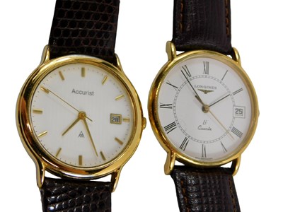 Lot 353 - Two gentlemens wristwatches, comprising an...