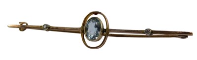 Lot 357 - A bar brooch set with aquamarine and...