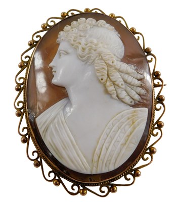 Lot 319 - A late 19thC Italian shell cameo...