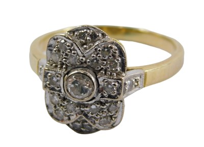 Lot 400 - An 18ct gold Art Deco style diamond dress ring,...