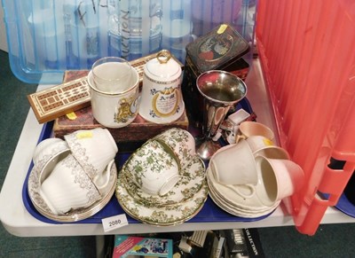 Lot 2080 - General housewares and collectables, to...