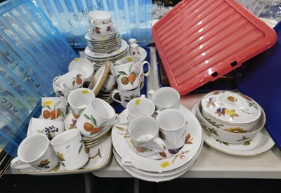 Lot 2082 - A Royal Worcester Evesham part dinner set, to...