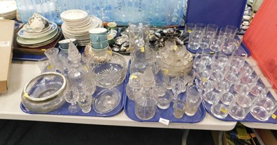 Lot 2083 - A quantity of glass tumblers, jugs, decanters,...