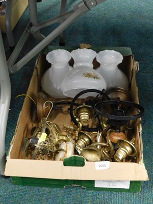 Lot 2098 - A quantity of brass, lamps with glass shades.