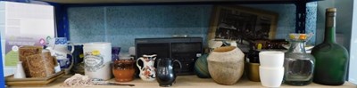 Lot 2127 - Housewares, ceramics, glassware, to include...