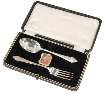 Lot 455 - A George V silver Christening set, comprising...