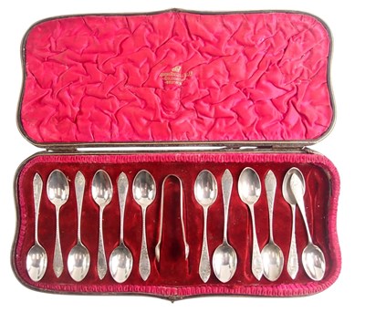 Lot 470 - A set of twelve Edwardian silver teaspoons,...