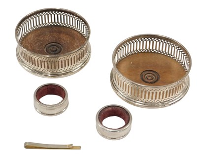 Lot 462 - A pair of Elizabeth II silver wine...