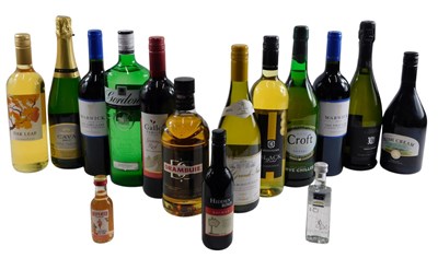Lot 523 - A group of alcohol, to include two bottles of...