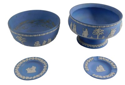 Lot 556 - A group of blue Wedgwood...