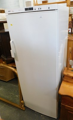 Lot 1530 - A Bosch Logixx frost-free Maxx Freedom...