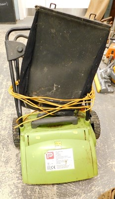 Lot 1560 - A PP1200SA 1200 watt electric scarifier, and...