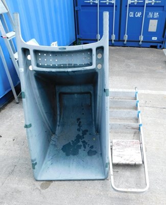 Lot 1606 - A set of Beldray aluminium step ladders,...
