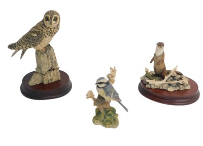 Lot 698 - Three Border Fine Arts figure...