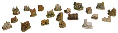 Lot 705 - A collection of Lilliput Lane and David Winter...
