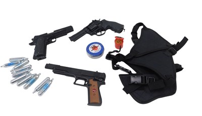 Lot 515 - Two air pistols and a BB gun, comprising SMK...