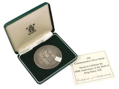 Lot 394 - A Royal Mint 1991 Commemorative Silver Medal,...