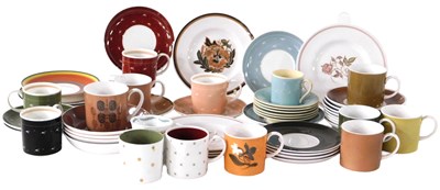 Lot 138 - A group of Susie Cooper pottery and porcelain...
