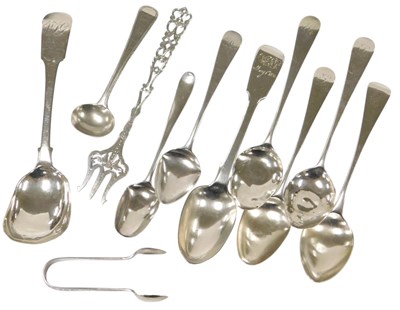 Lot 414 - A group of Georgian silver Old English pattern...
