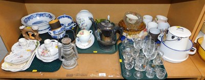 Lot 2020 - General household effects, to include Duchess...