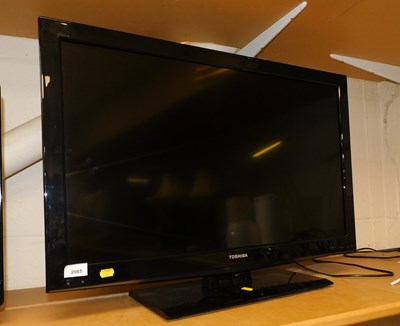 Lot 2065 - A Toshiba 32" television, model number unknown,...