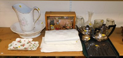 Lot 2102 - General household effects, to include a 20thC...