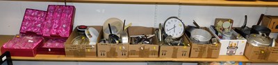 Lot 2110 - Kitchenalia, to include various saucepans,...