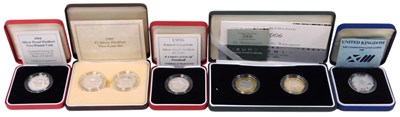 Lot 519 - A Royal Mint United Kingdom two pound silver...