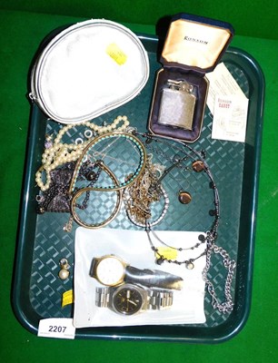 Lot 2207 - Costume jewellery, to include a faux pearl...