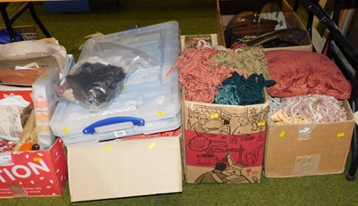 Lot 2242 - Haberdashery related items, to include...