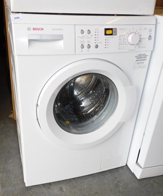 Lot 1056 - A Bosch Vario Perfect washing machine. Buyer...