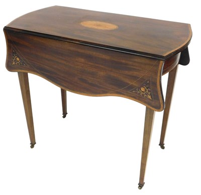 Lot 696 - An Edwardian mahogany butterfly wing Pembroke...