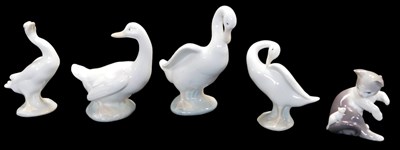 Lot 62 - A group of Lladro and Nao porcelain,...