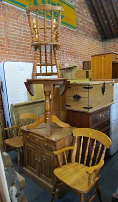 Lot 1006 - Furniture comprising a pine drop-leaf dining...