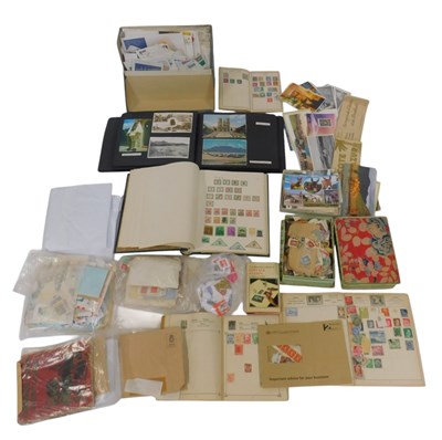 Lot 199 - A group of ephemera, to include a 20thC World...