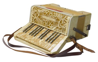 Lot 206 - A Geraldo accordion, twelve button, 32cm...