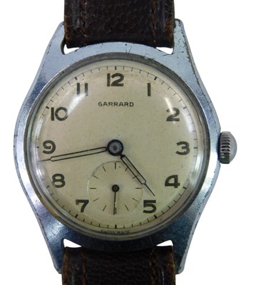 Lot 369 - A 20thC Garrard gent's wristwatch, in a...