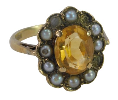 Lot 366 - A 9ct gold Edwardian dress ring, centre set...