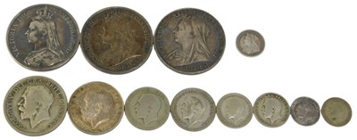 Lot 451 - A group of silver and other coinage, to...
