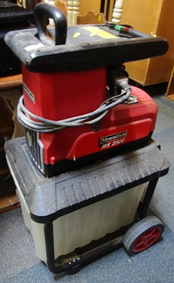 Lot 1056 - A Mountfield MS2500 garden shredder.