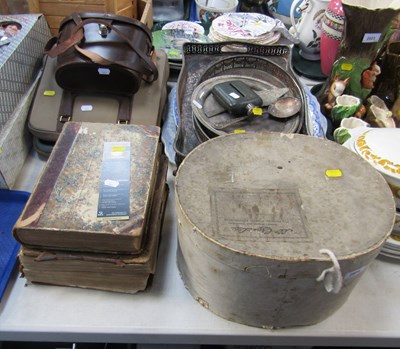 Lot 2024 - Miscellaneous wares, including silver plated...