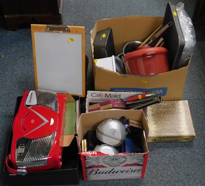 Lot 2070 - Miscellaneous items, including small prayer...