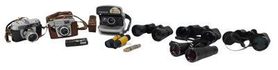 Lot 288 - A group of cameras and other optical related...