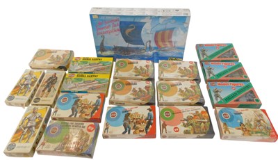 Lot 259 - Various Airfix model kits, to include Ghurkas,...