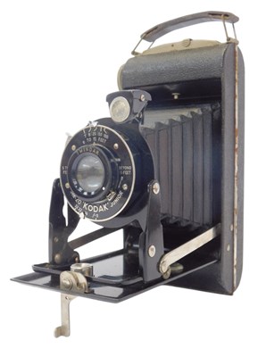 Lot 503 - A Kodak Six-20 Junior folding camera, with...