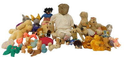 Lot 336 - Assorted Teddy bears and soft toys. (a quantity)
