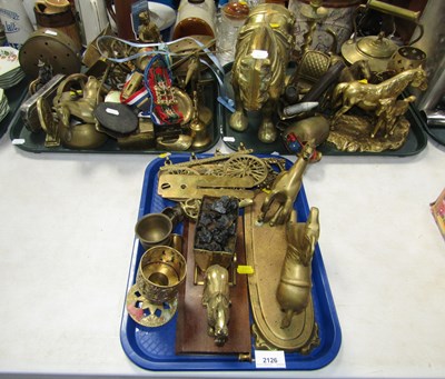 Lot 2126 - Brass and metalware, including horse figures,...
